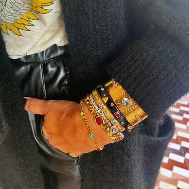 Escrava 7 Pedras em Bakelite